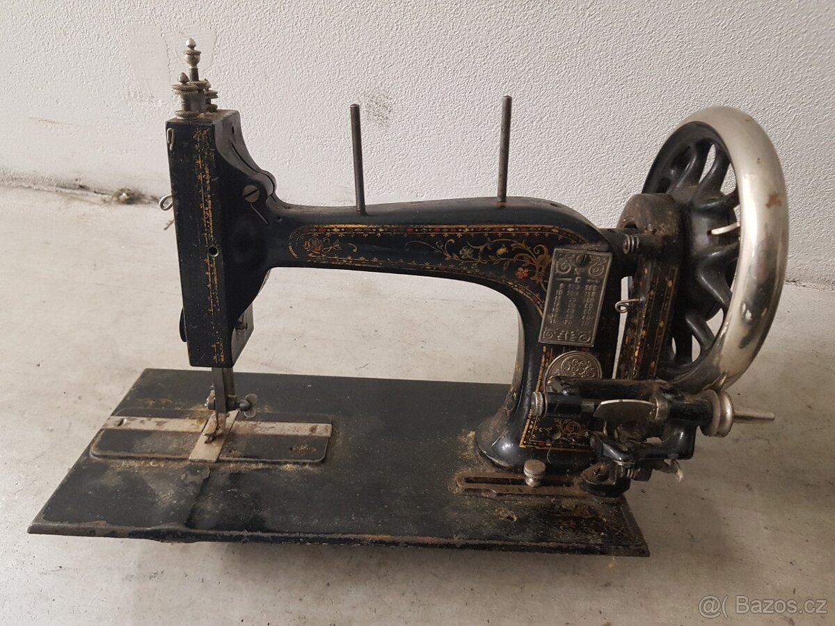 Šicí stroje - 4