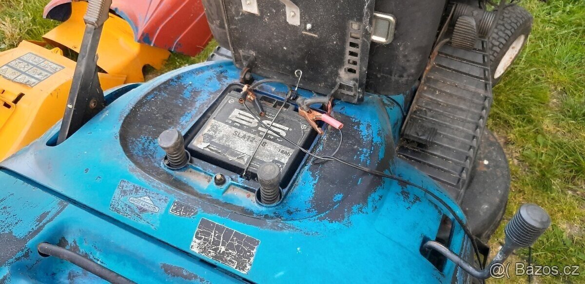 Zahradni traktor - 4