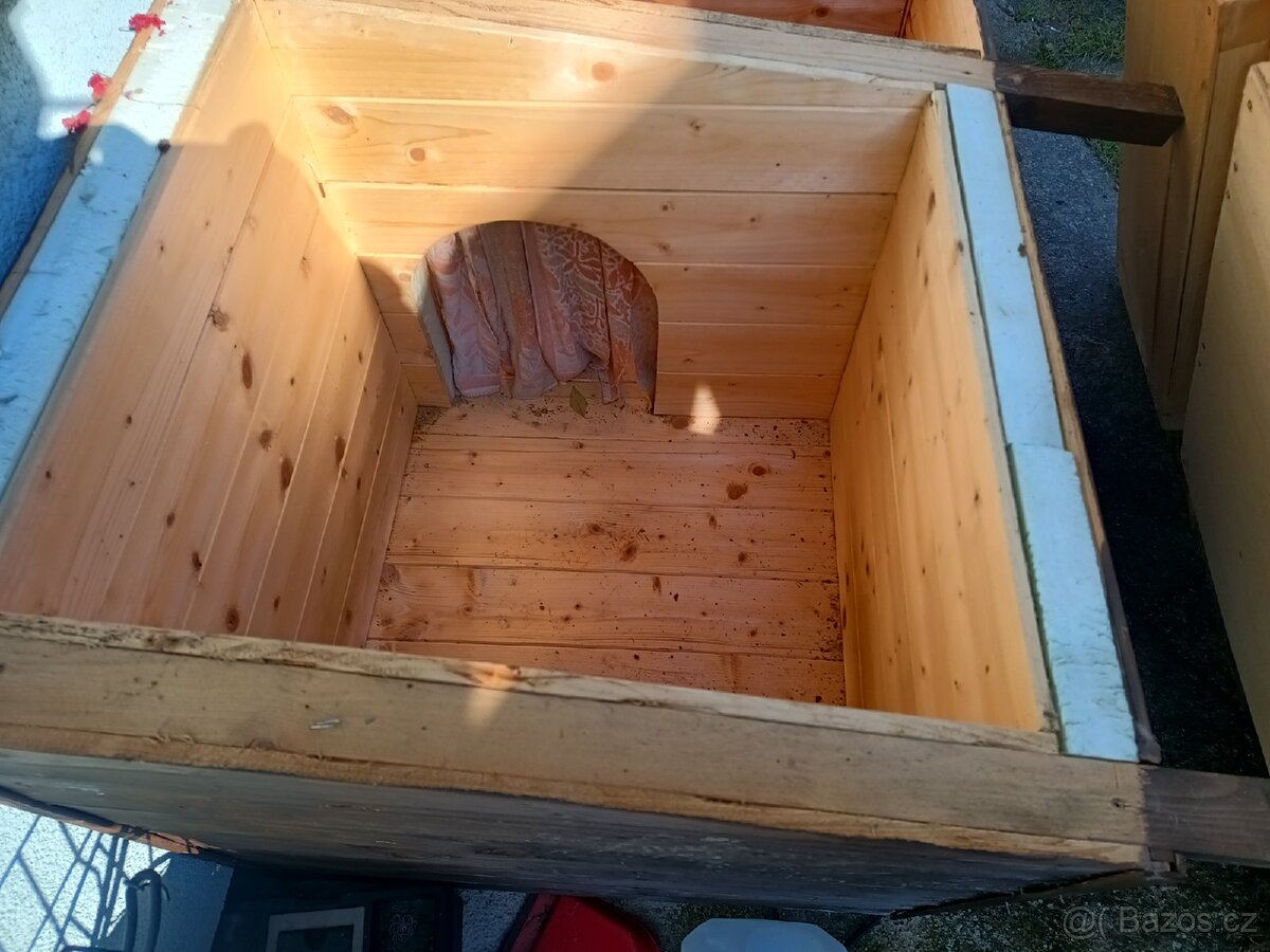 Zateplená psí bouda - 4