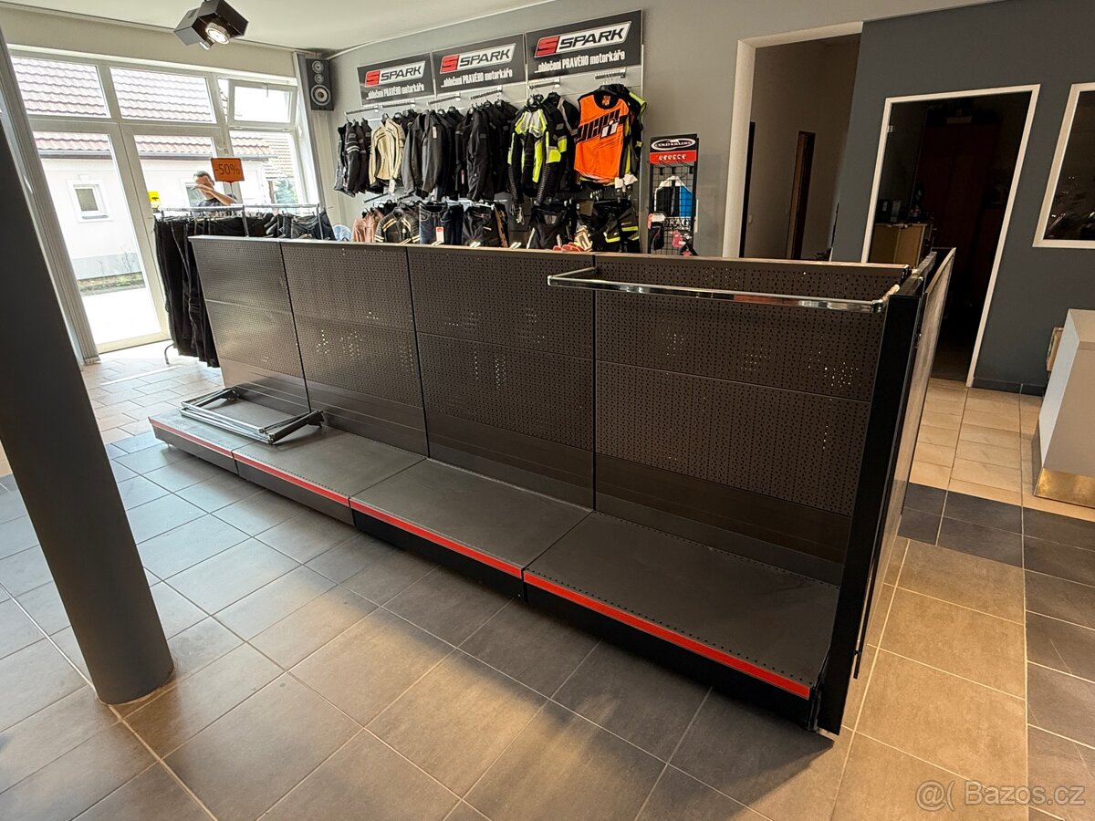 Regál kovový z obchodu - 4