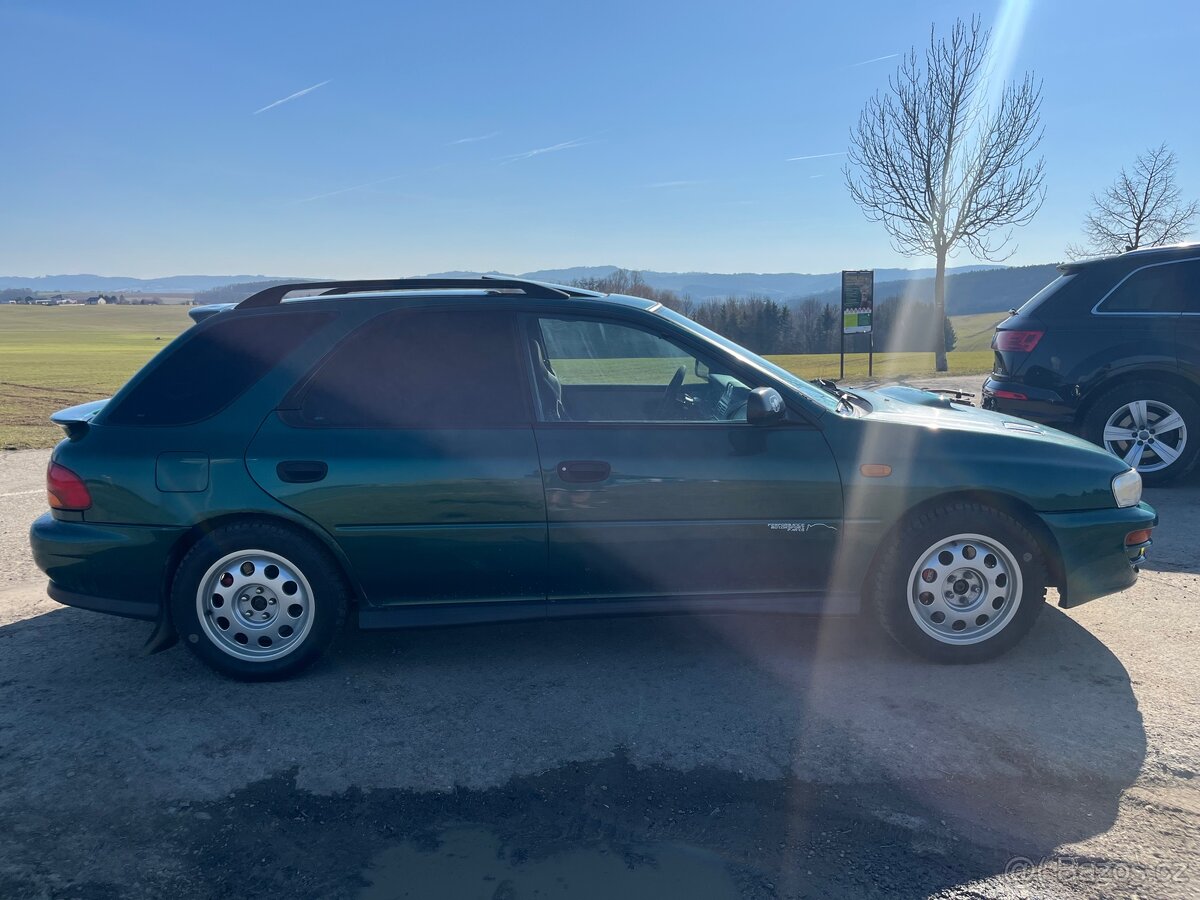 Subaru Impreza gt - 4