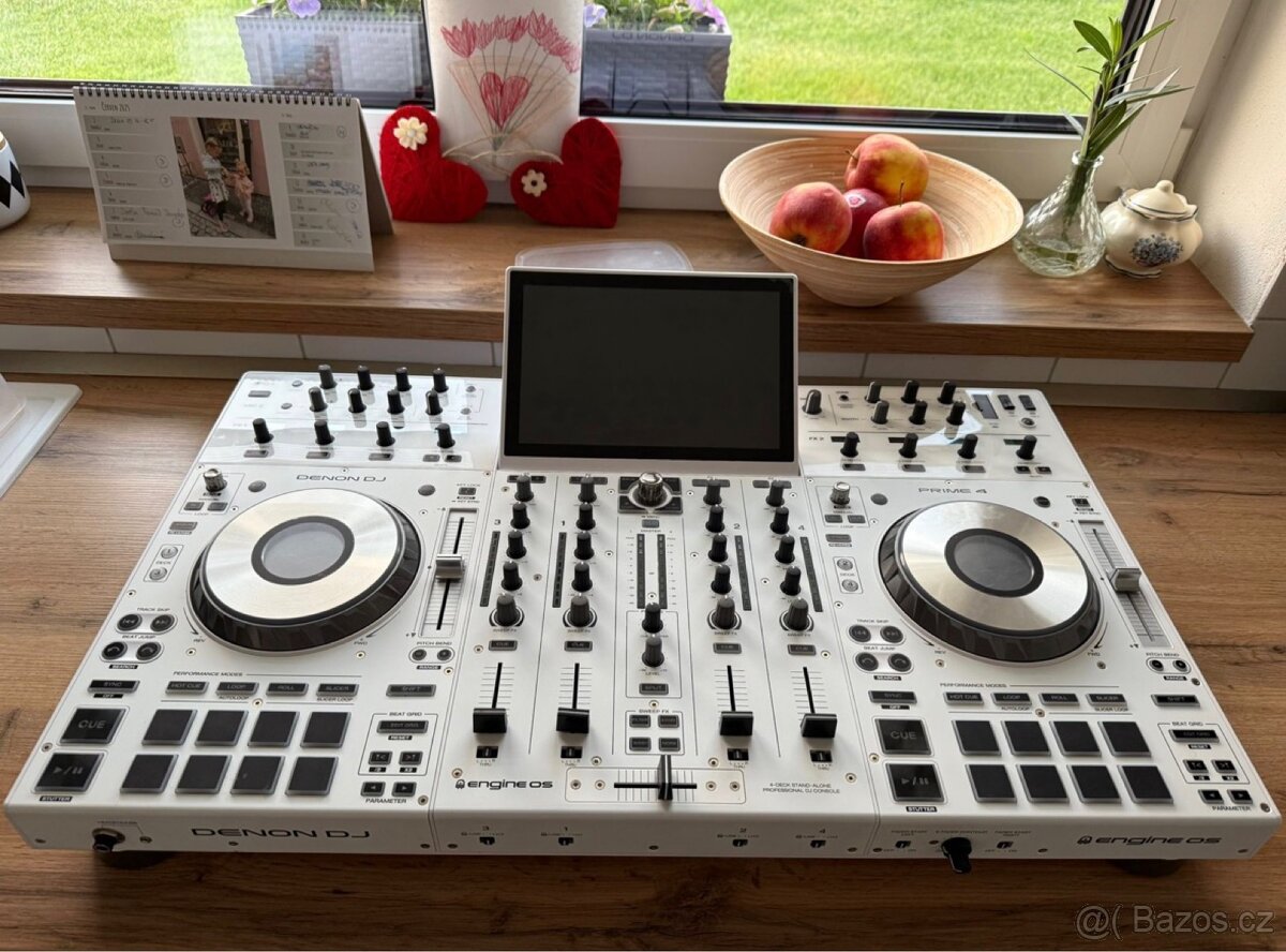 DJ Konzole all-in-one Denon DJ Prime 4 - 4
