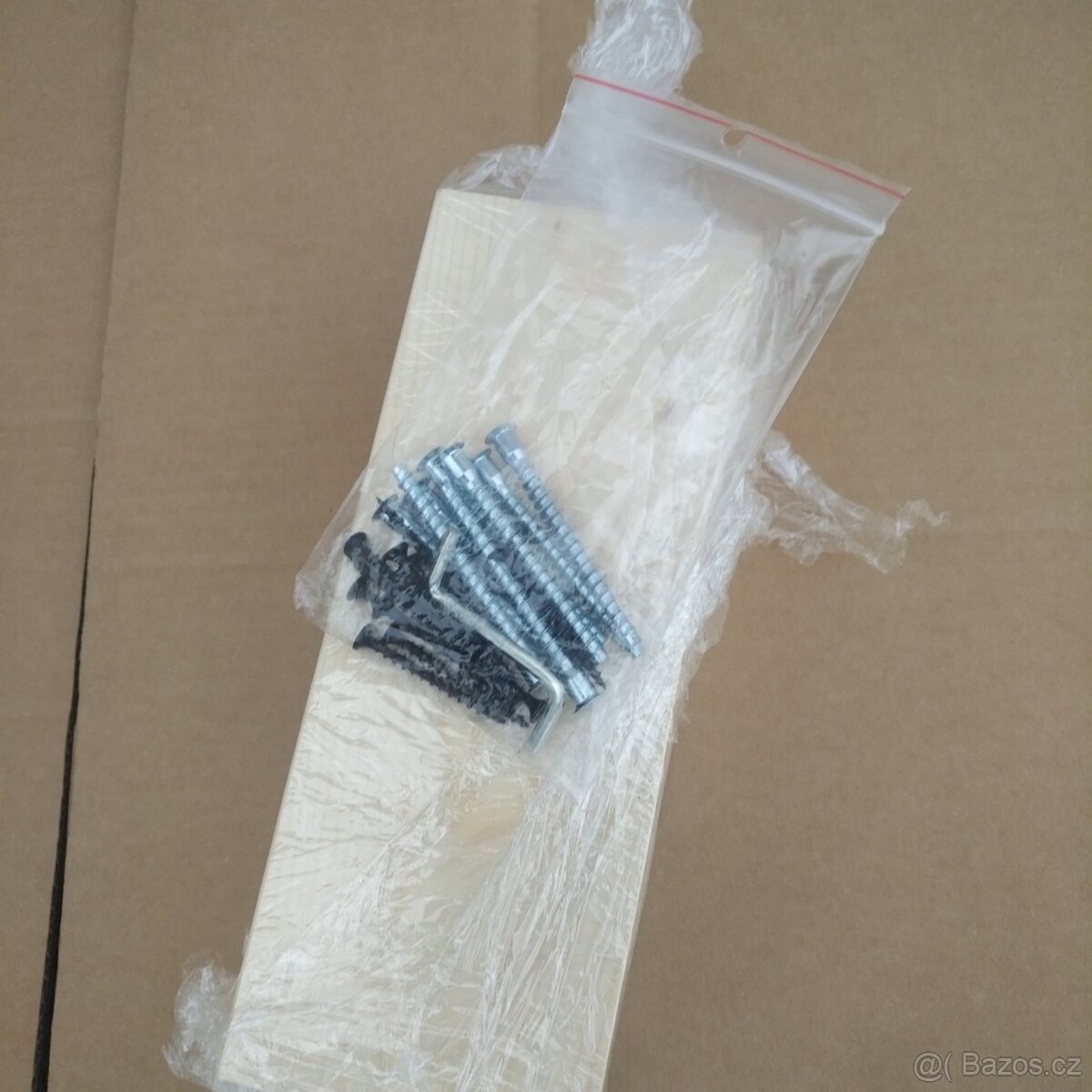 drevena postel 140x200 borovice ze dreva S rostem - 4