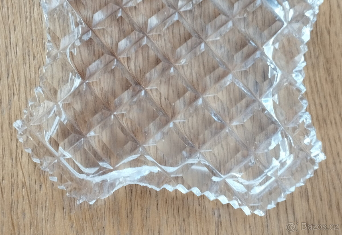 skleněná dóza s víkem, polobrus - 4