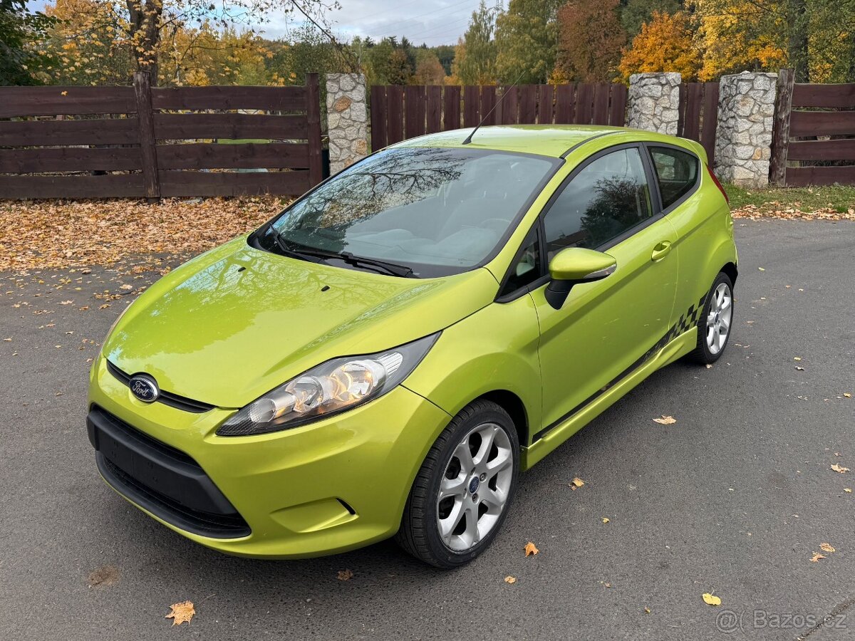 Ford Fiesta 1.6tdci 70 kw NOVÁ STK - 4
