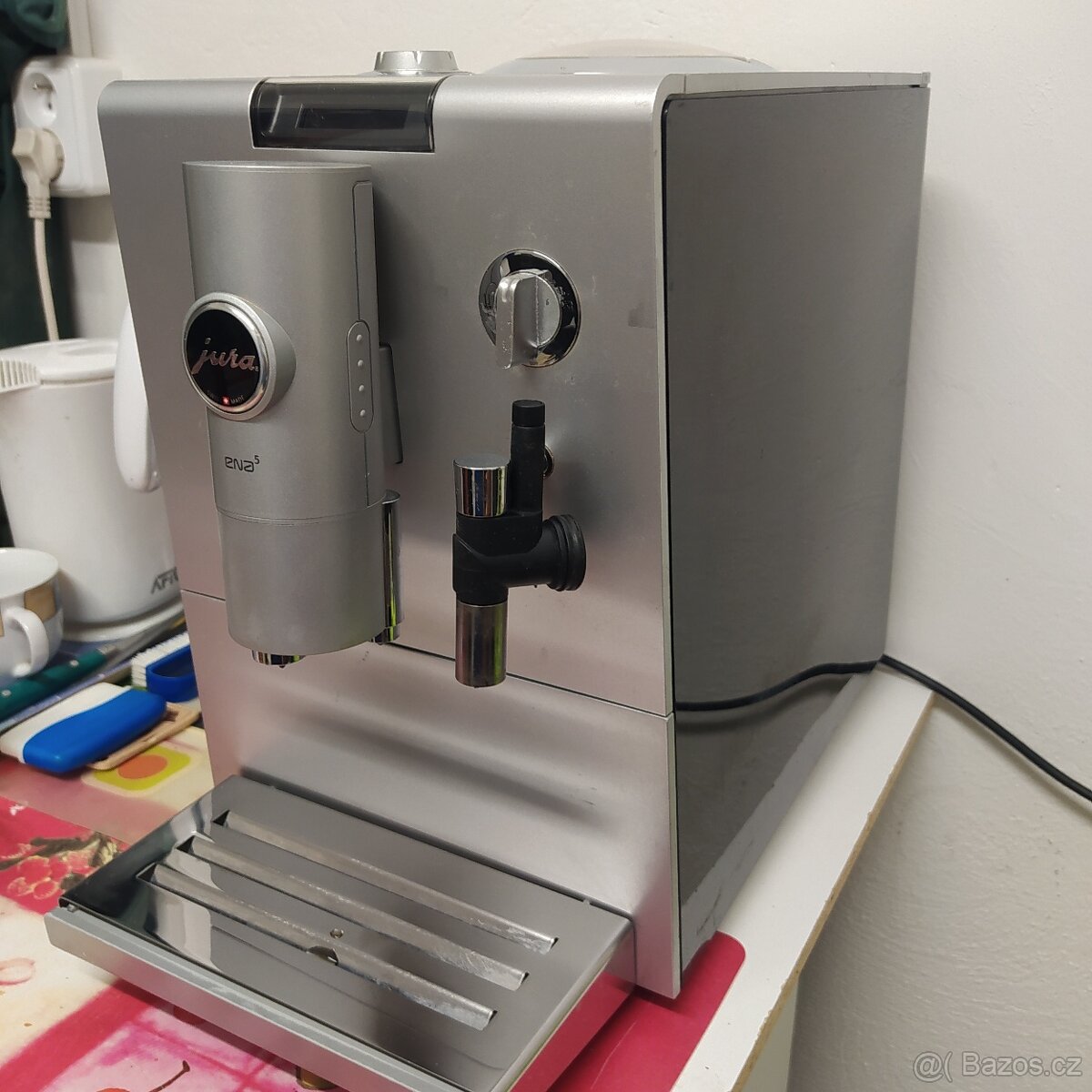Kávovar Jura ENA 5. Cena3500Kč - 4