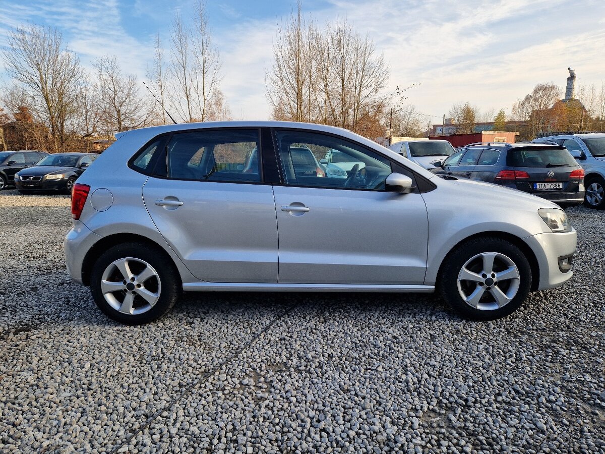 Volkswagen Polo 1.4i,63KW,KLIMA,BEZ KOROZE,R.V.2010 - 4