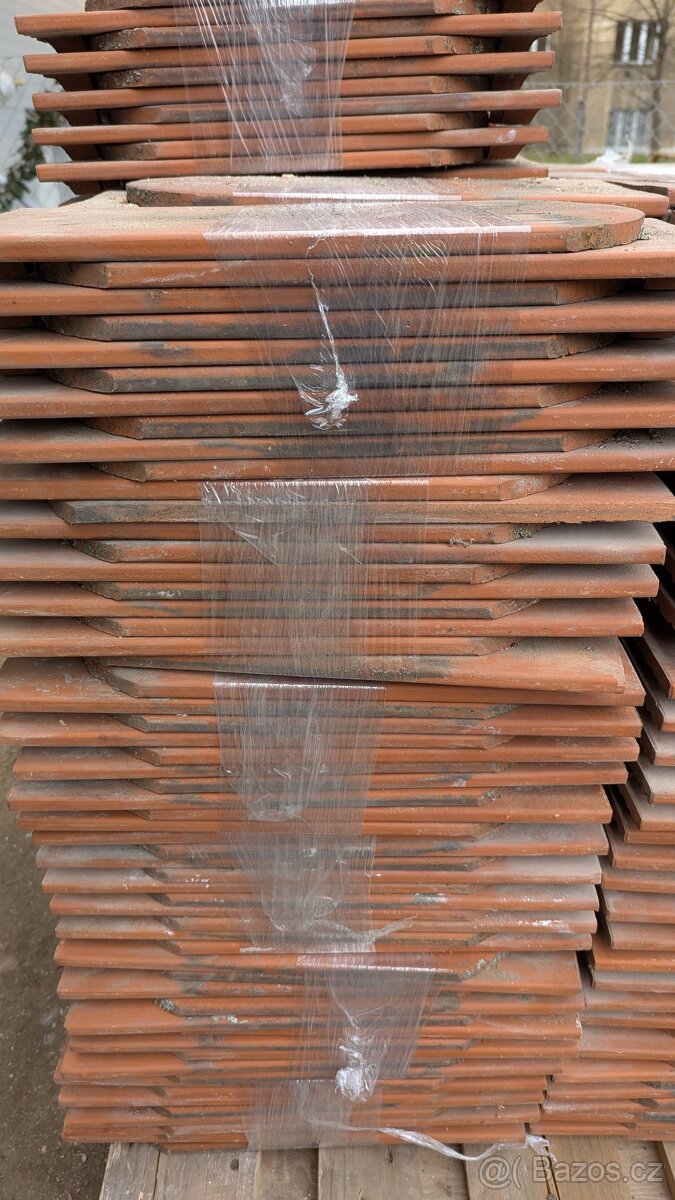 Pálená taška bobrovka, režná, cca 10 000 ks - 4