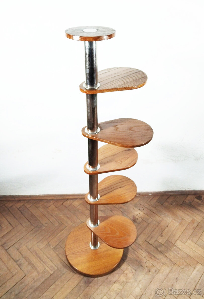 stojan na květy funkcionalismus - 4