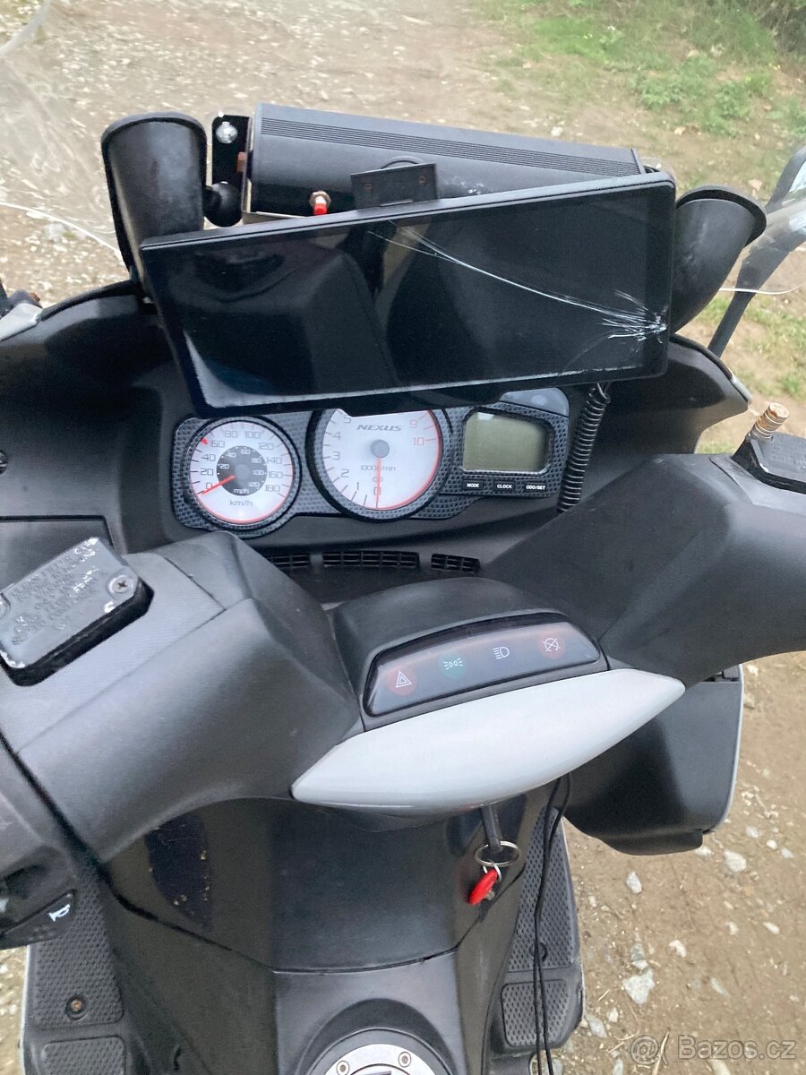 Gilera nexus 500 - 4