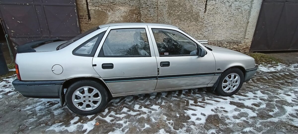 Opel Vectra 1.6i 55kw (1991) - 4
