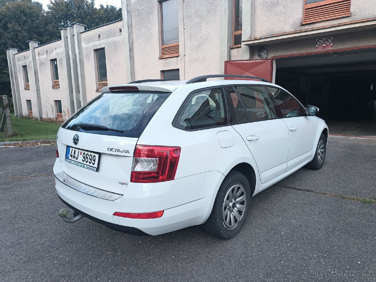 Prodej Škoda Octavia kombi 4x4, koup. v ČR, servisní kniha - 4