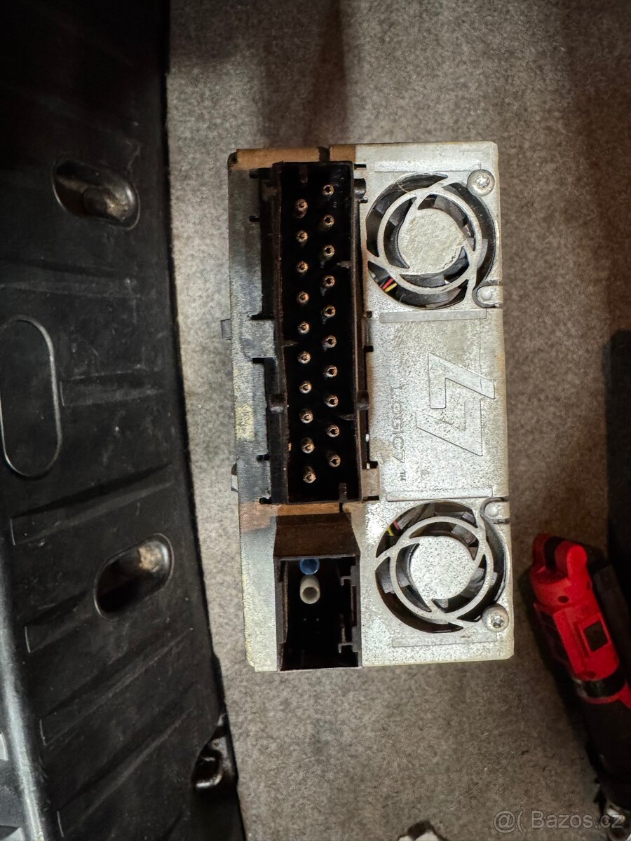 BMW e90/91/92/93 zesilovač (top Hifi DSP) - 4