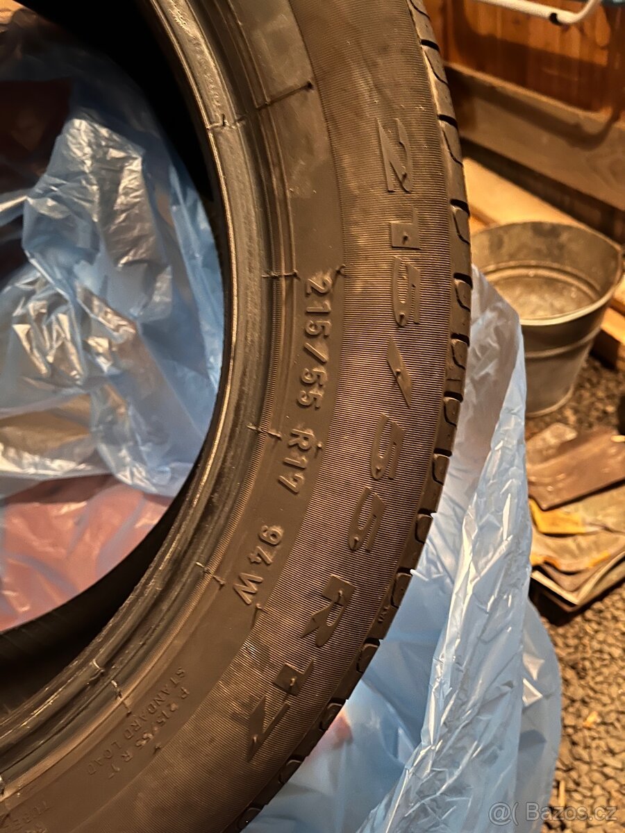 Pirelli Cinturato P7 215/55 R17 letní - 4