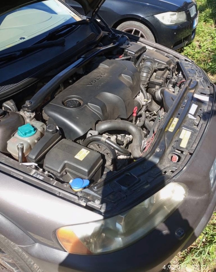 Volvo XC70 2005 2.4 AWD 120kW 4x4 - 4