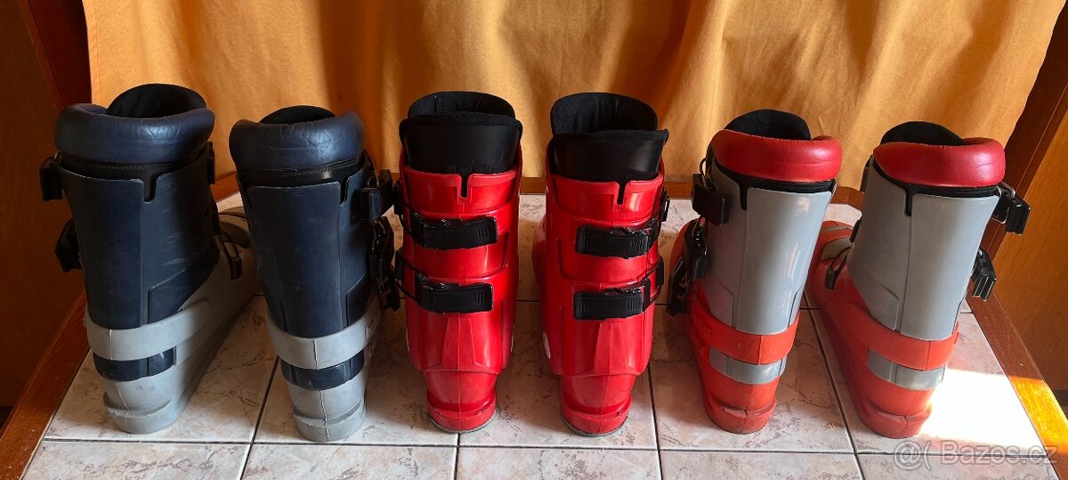 Retro lyže, hůlky + boty - 4