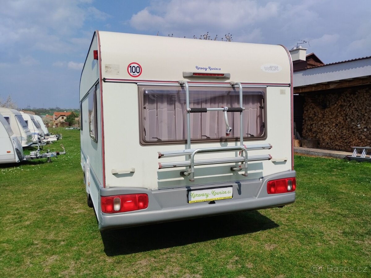 WILK pro 4. Mover. Pevné postele. Rok 2002. 100km/h - 4