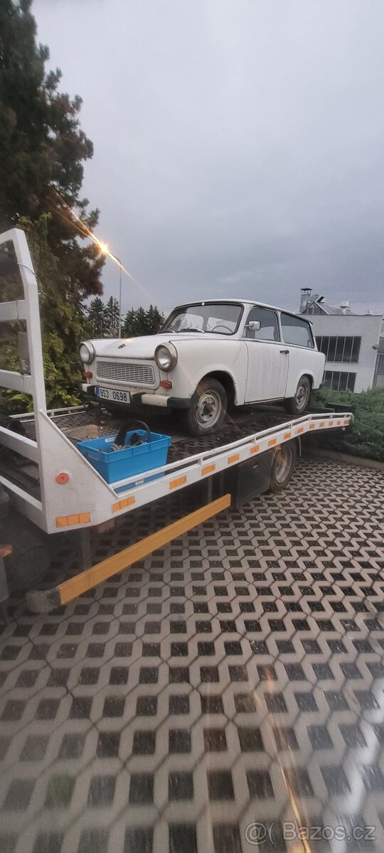 Odtahovka Nissan Cabstar rok 2001 3.0 turbo diesel