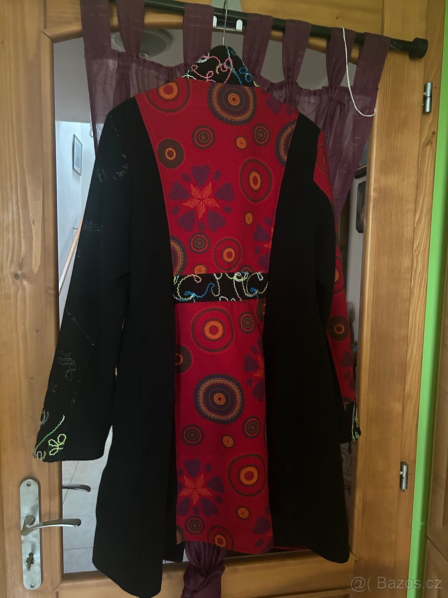 Kabát barevný 3/4 nápaditý ve stylu patchwork vel. - 4