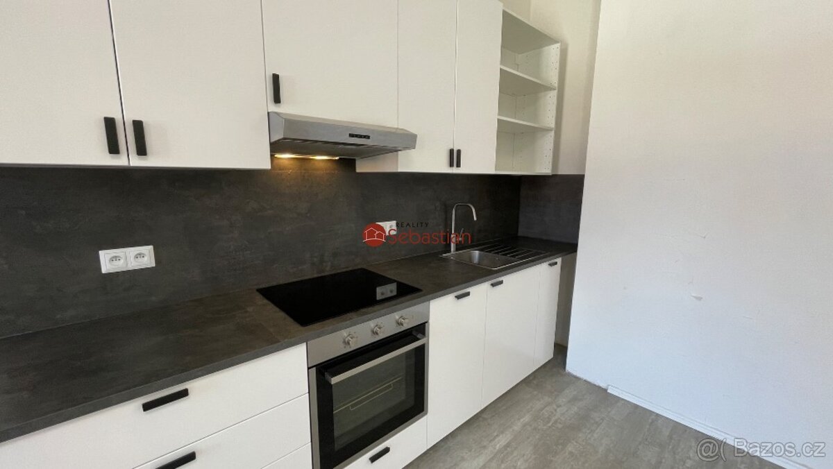Pronájem bytu 1+kk, 39 m² – Praha 1, ul. Zlatnická - 4