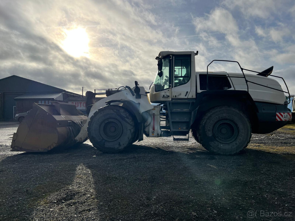 L 580 X POWER -230 kW.rok 2017 - 4