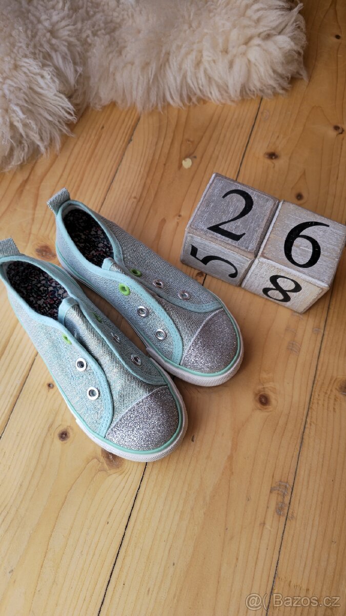 Nové tenisky se třpytky - 4