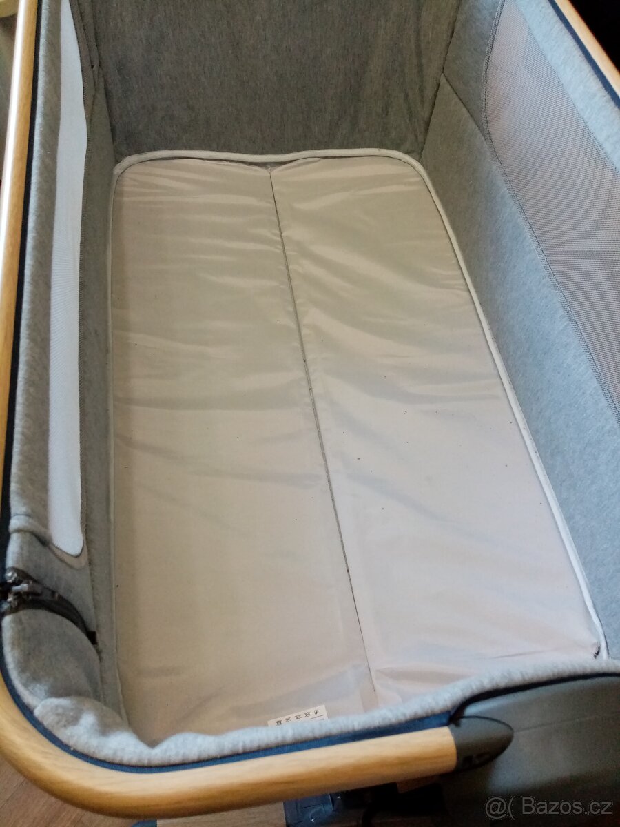 Cestovní postýlka - 4