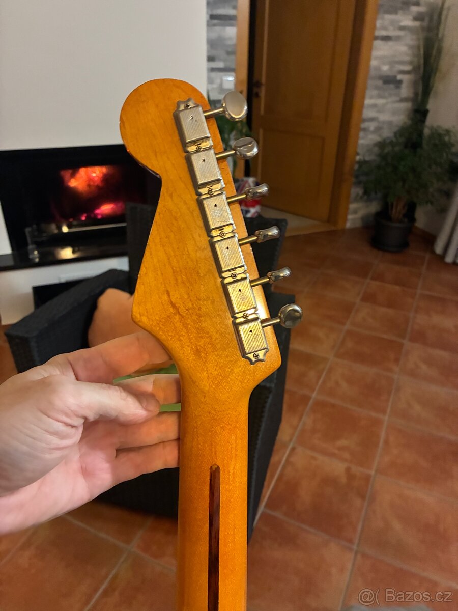 Prodám Stratocaster Vintage SX - 4