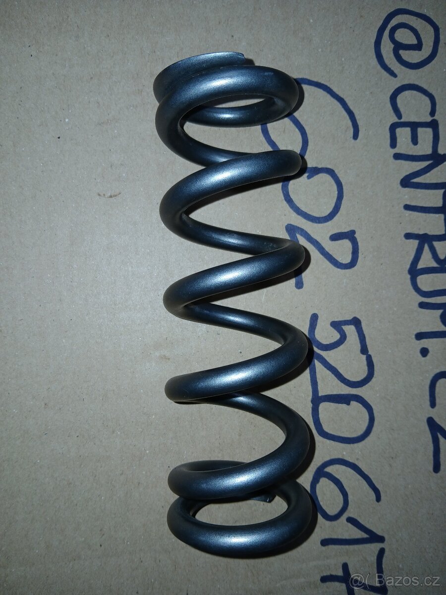 Titanová pružina MANITOU - 4