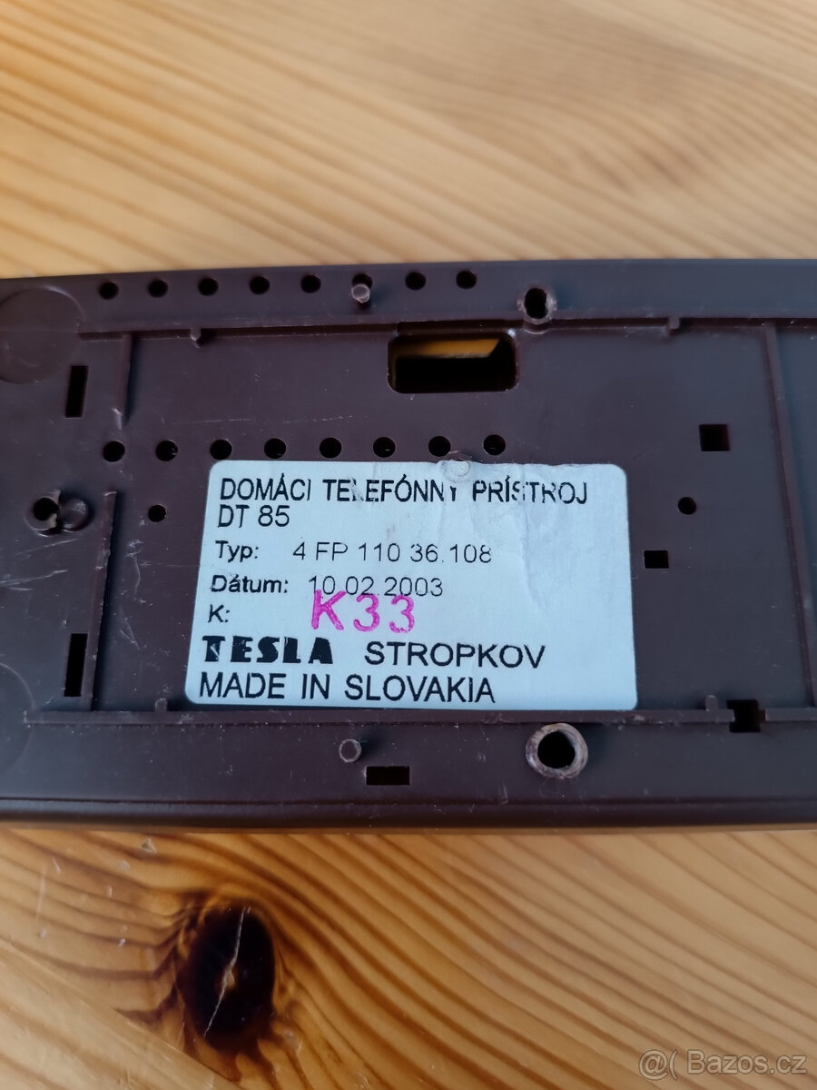Domácí telefonní přístroj TESLA - 4