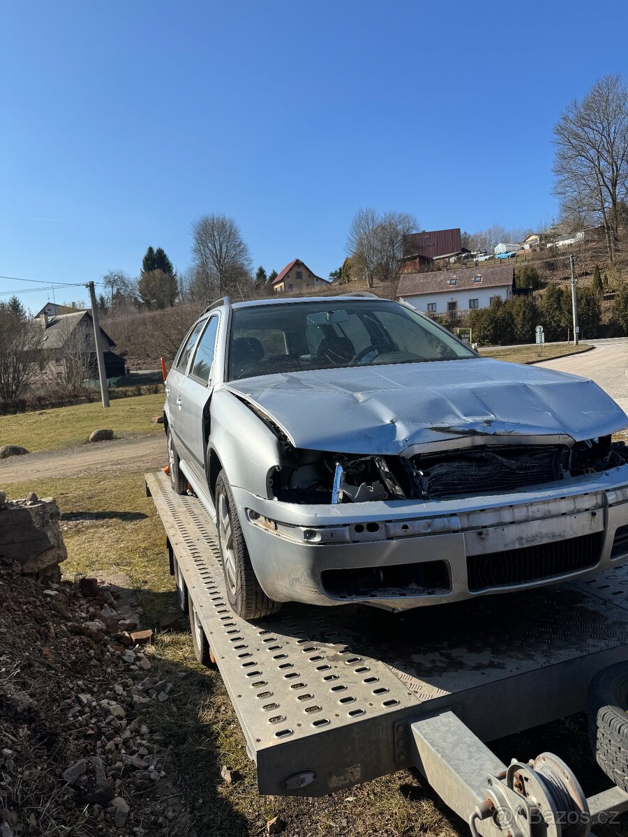 Škoda Octavia Combi 2009 Tour - 4