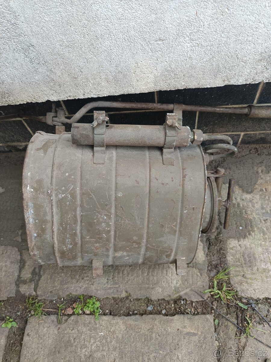 Starý postřikovač - 4