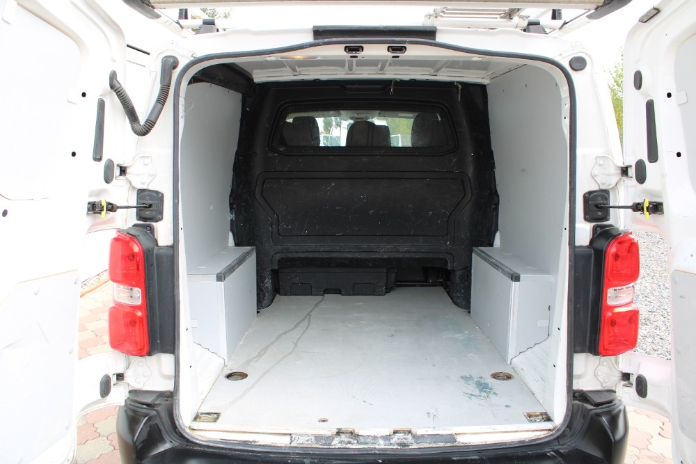 Opel Vivaro, 2.0CDTI L2H1 6míst+klima+zahrádka - 4