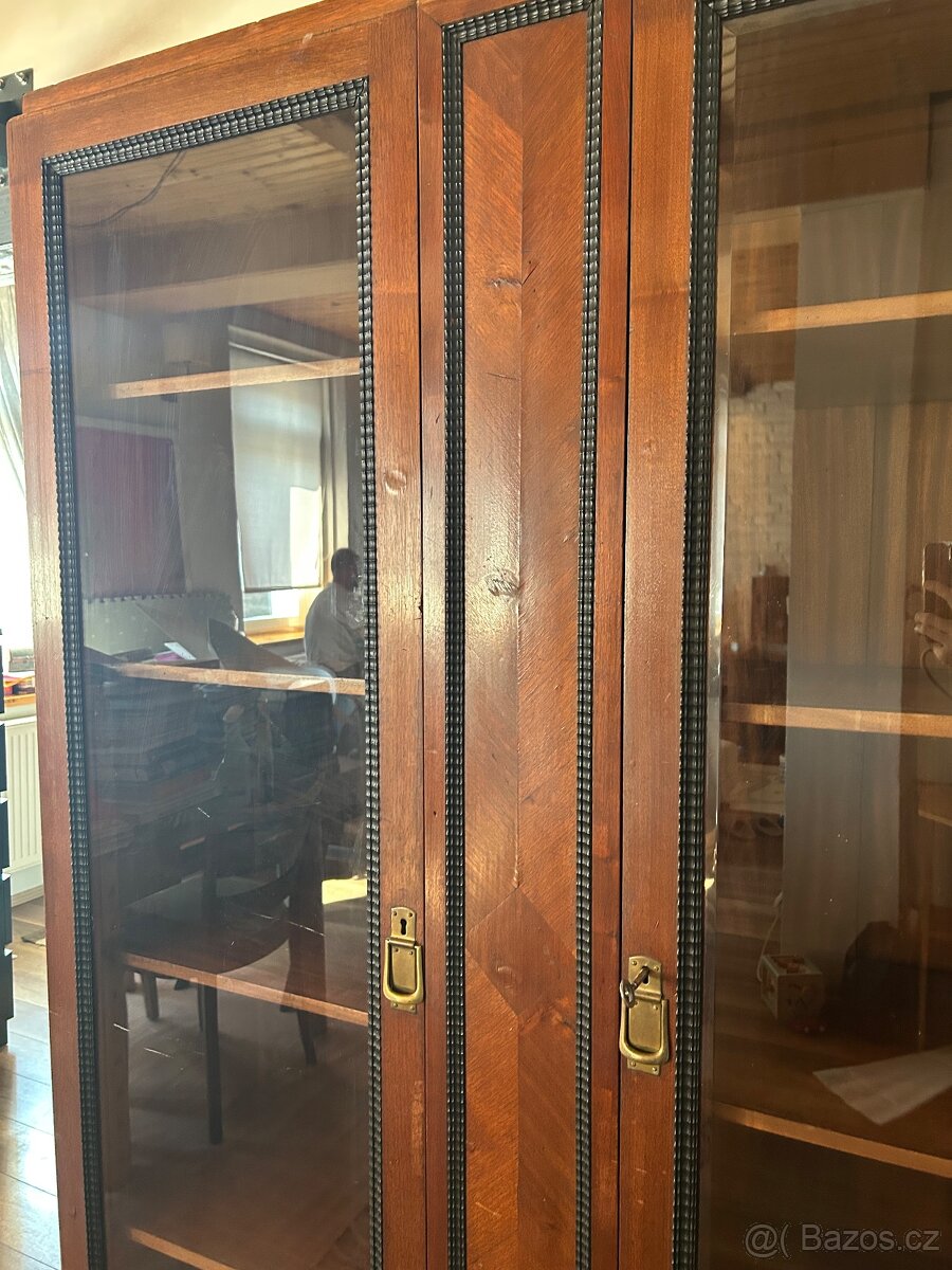 Starožitná vitrína skleník - 4