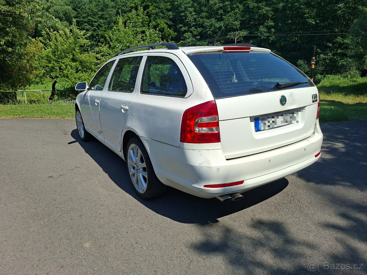 OCTAVIA 2 1.6FSi "RS" - 4