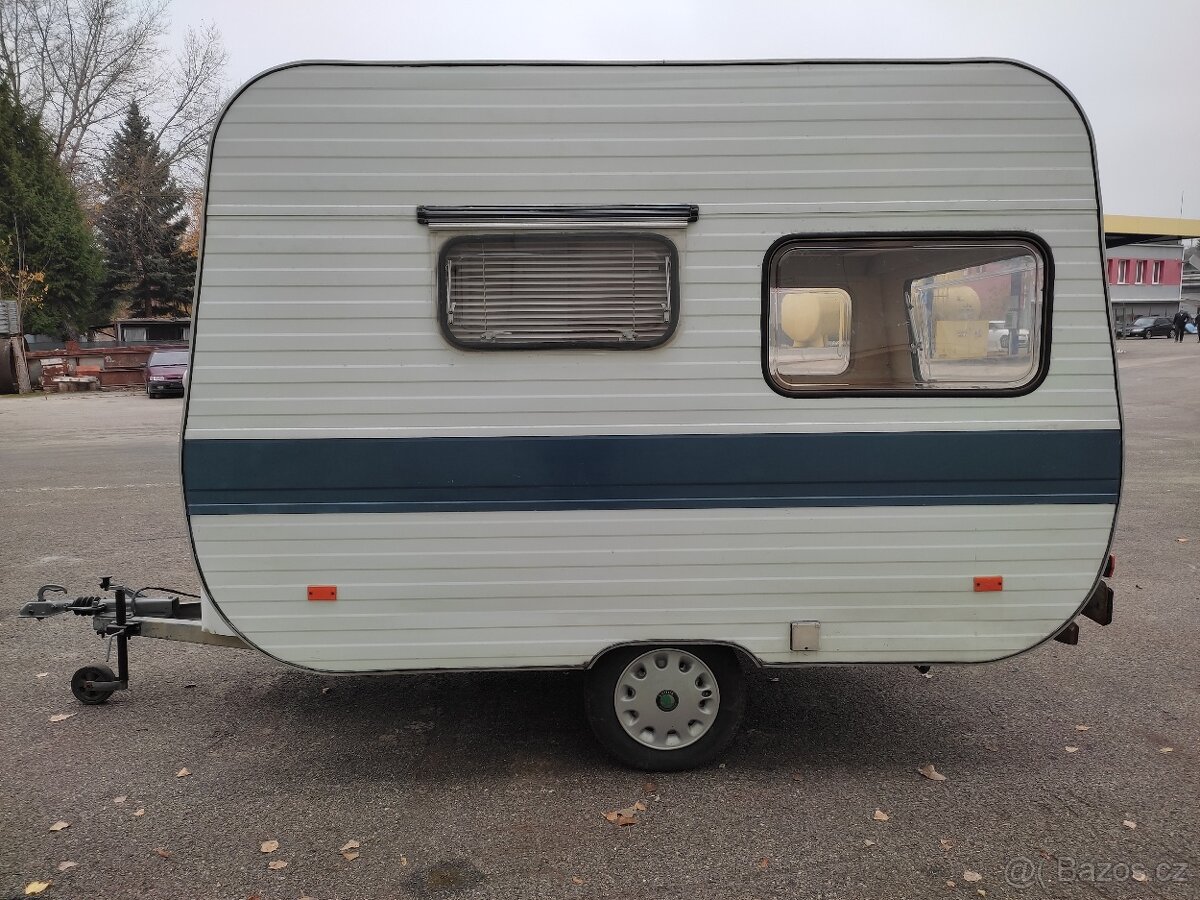 Prodám karavan Adria 305 SL - 4