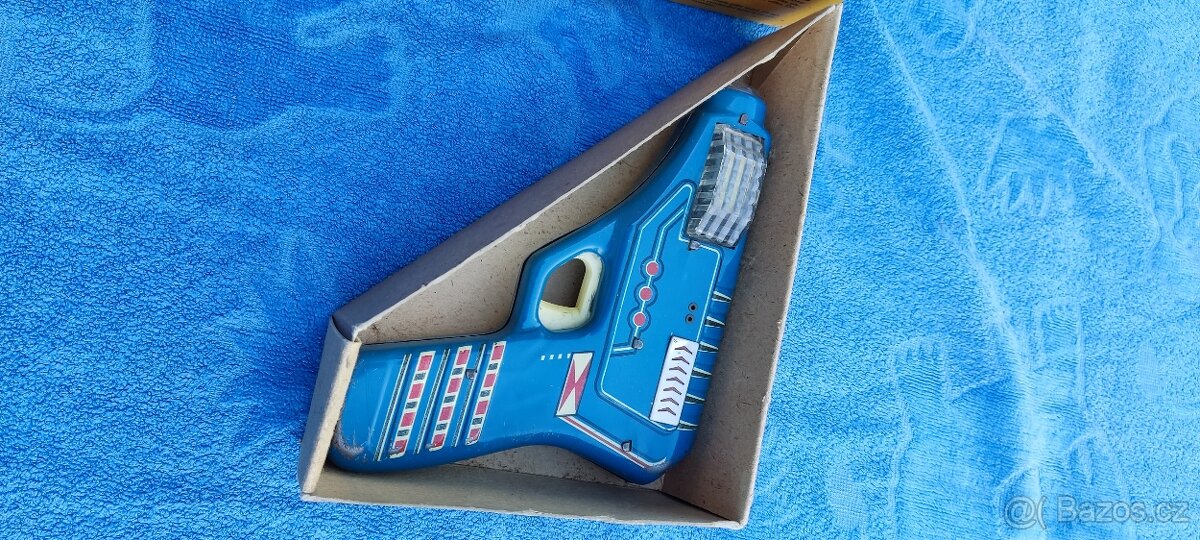 Retro hračka astronautická pistole Mars - 4
