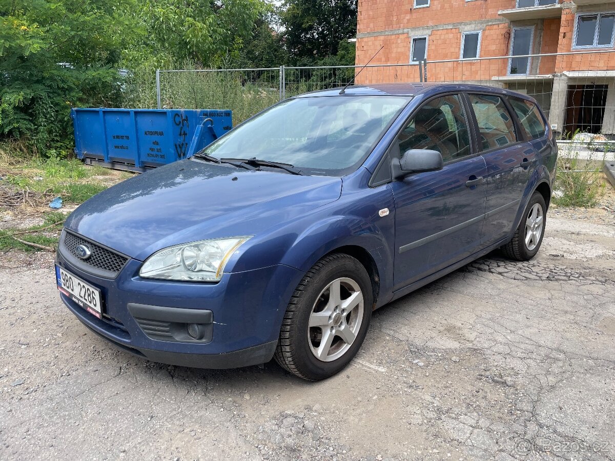 Ford Focus 1.6 kombi - 4