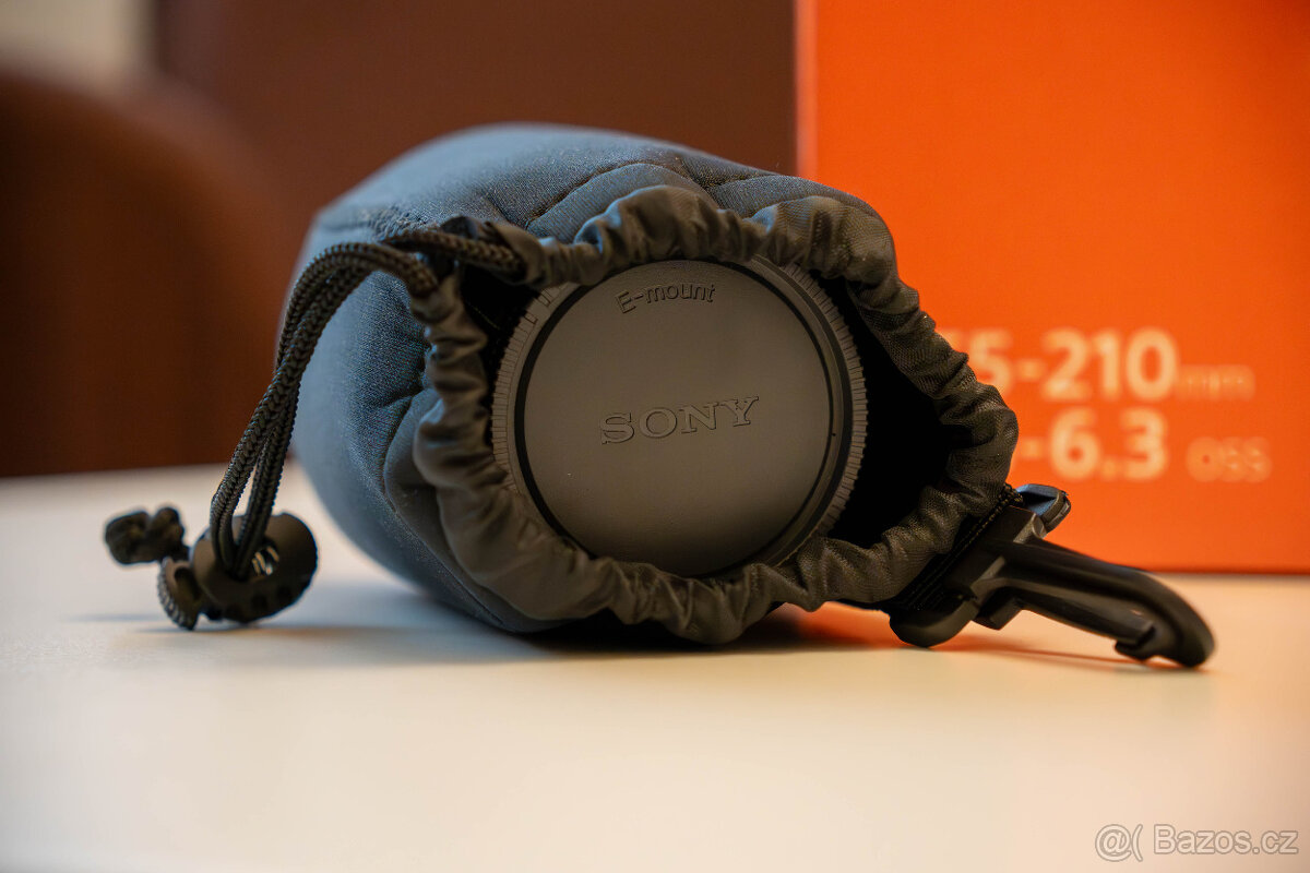 Sony E 55-210 mm f/4.5-6.3 OSS - TOP stav - 4