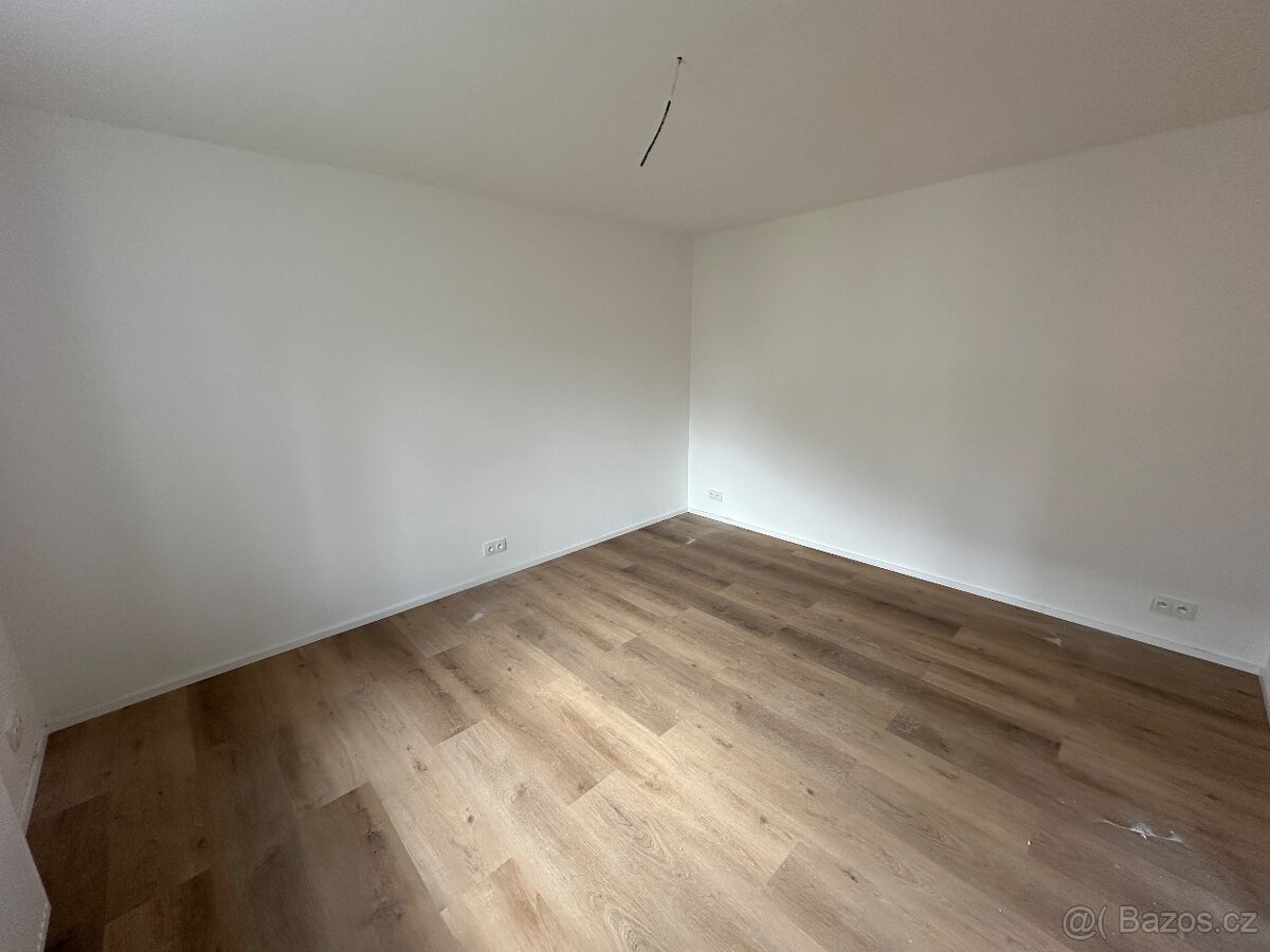Pronájem bytu 1+1 30 m² - 4