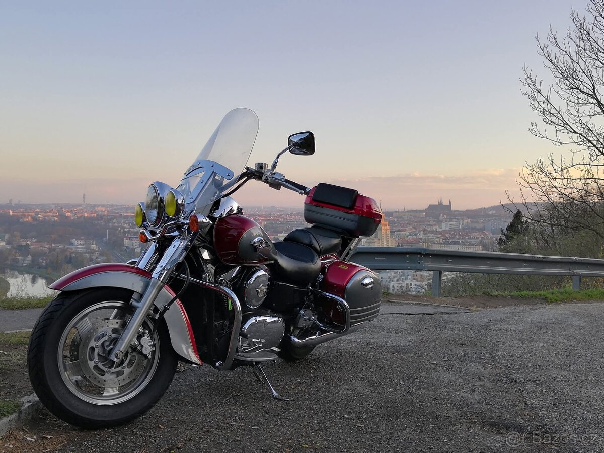 Kawasaki VN1500 Classic Tourer - 4