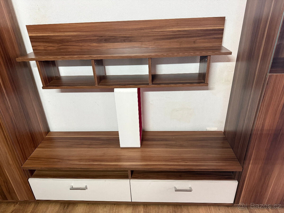 Obývací stěna menší pěkná - 4