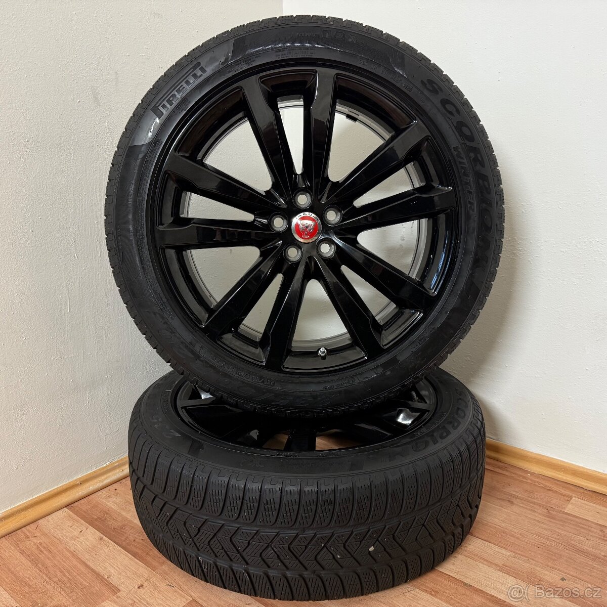 JAGUAR E-PACE 5x108 R20 ET40+ZIMNÍ 235/50R20 7/6mm - 4