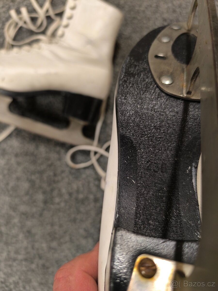 Dívčí brusle 38 - 4