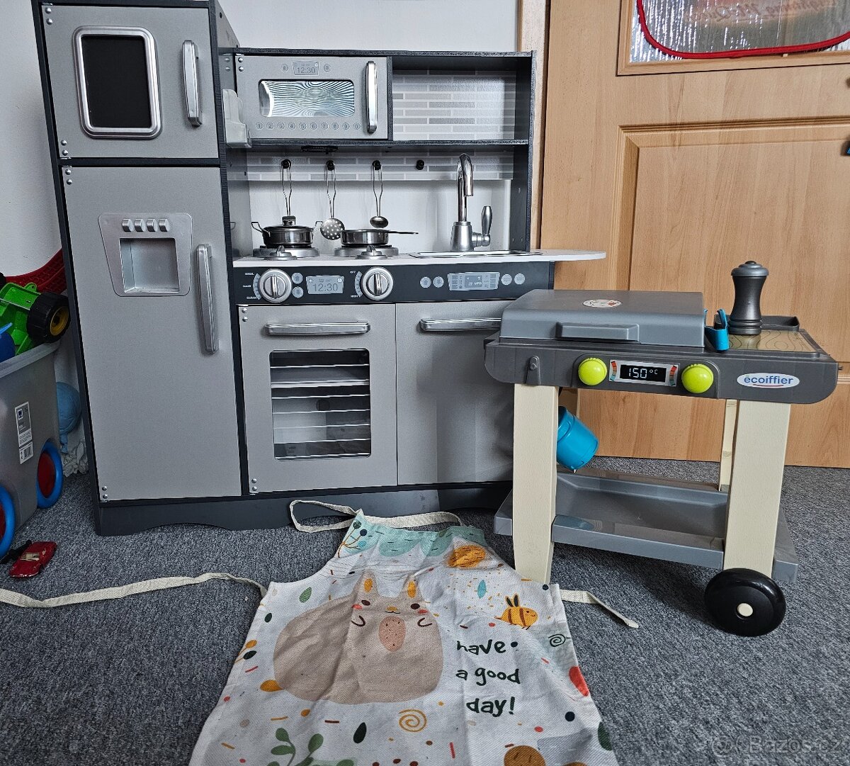 Dětská kuchyňka KidKraft a gril - 4