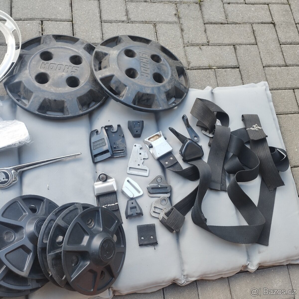 Škoda 100 1000 110r 120 mix dílů číslo 1 - CENA ZA VŠE - 4