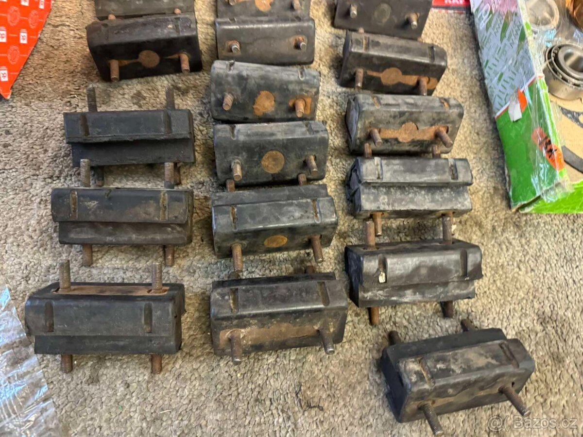 Volha Gaz-21, silentbloky převodovky originál cccp nové - 4