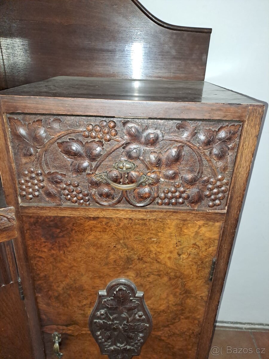 Prodám starožitný dubový nábytek - 4