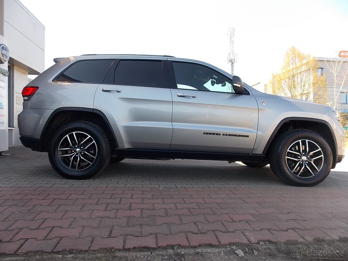 Jeep Grand Cherokee Trailhawk 3,0 V6 CRD - 4