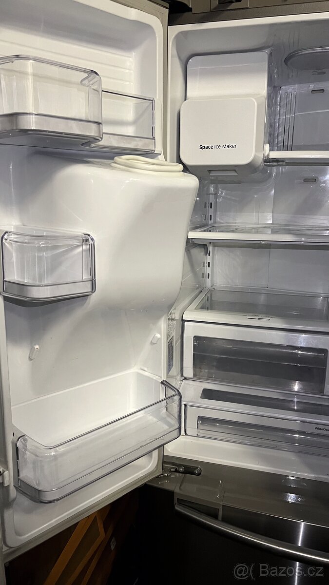 Nerezová americká lednice Samsung - 4